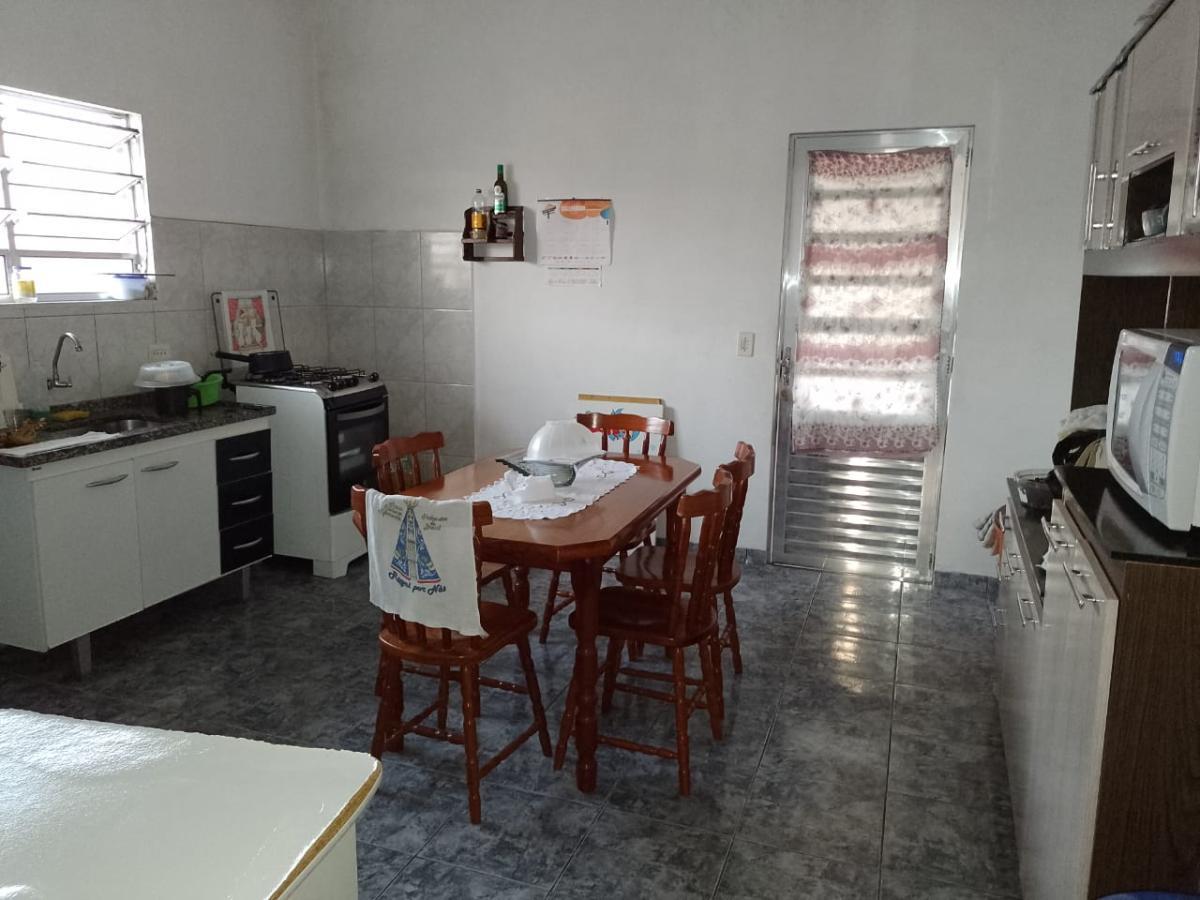 Casa à venda com 2 quartos, 250m² - Foto 4