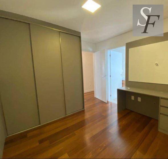 Apartamento para alugar com 4 quartos, 314m² - Foto 19