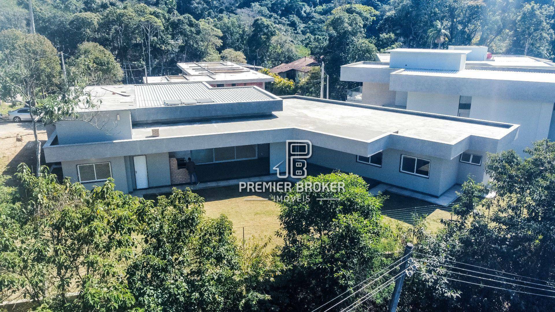 Casa de Condomínio à venda com 4 quartos, 400m² - Foto 8