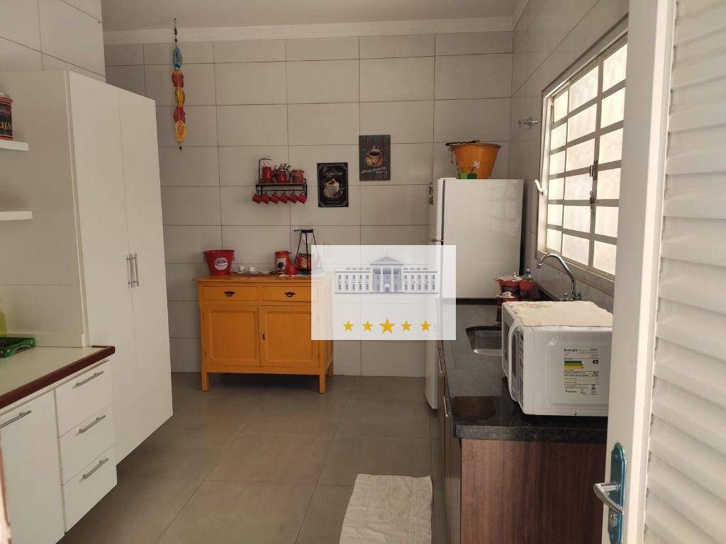 Chácara à venda com 3 quartos, 366m² - Foto 14