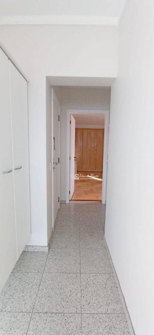 Apartamento à venda com 4 quartos, 273m² - Foto 9