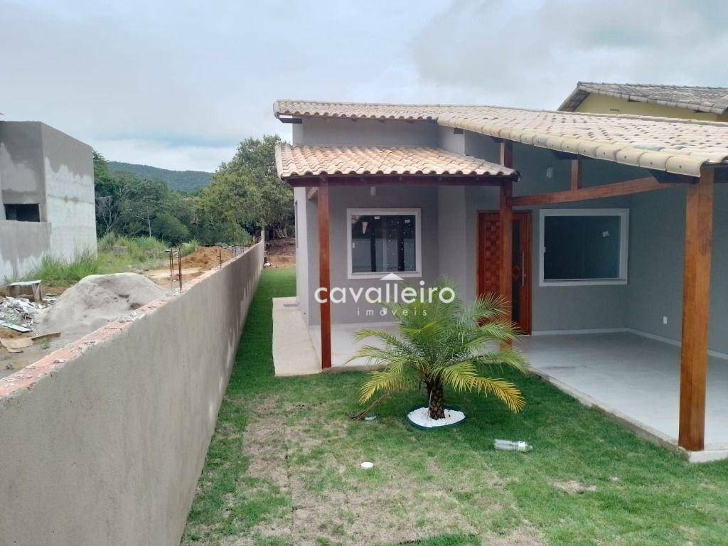 Casa à venda com 3 quartos, 102m² - Foto 1