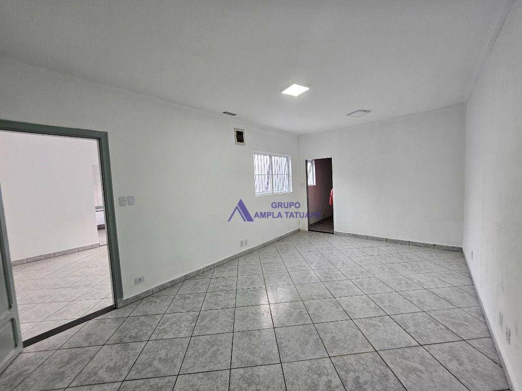 Casa para alugar com 3 quartos, 130m² - Foto 11