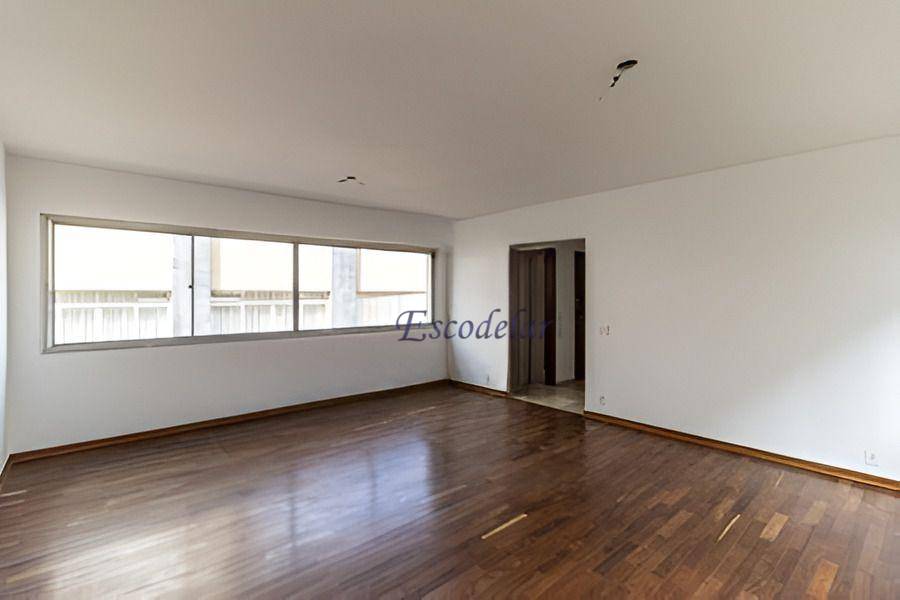 Apartamento à venda com 3 quartos, 139m² - Foto 2