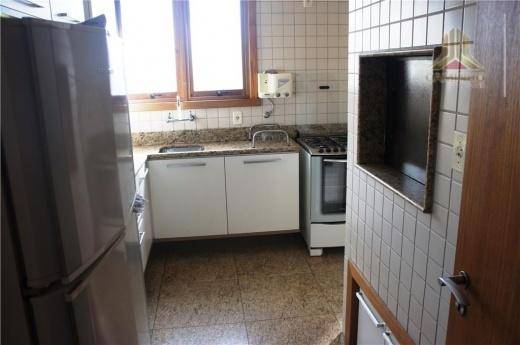 Apartamento à venda com 3 quartos, 153m² - Foto 18