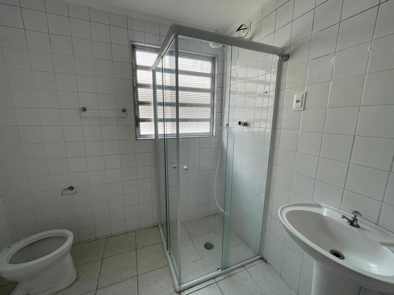 Casa para alugar com 3 quartos, 90m² - Foto 6