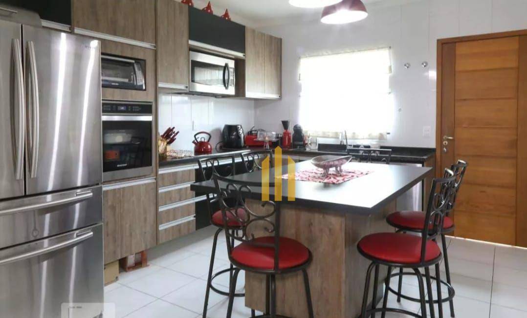 Sobrado à venda com 3 quartos, 180m² - Foto 16