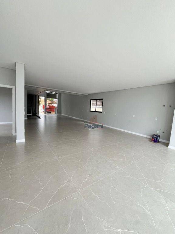 Casa à venda com 4 quartos, 307m² - Foto 12