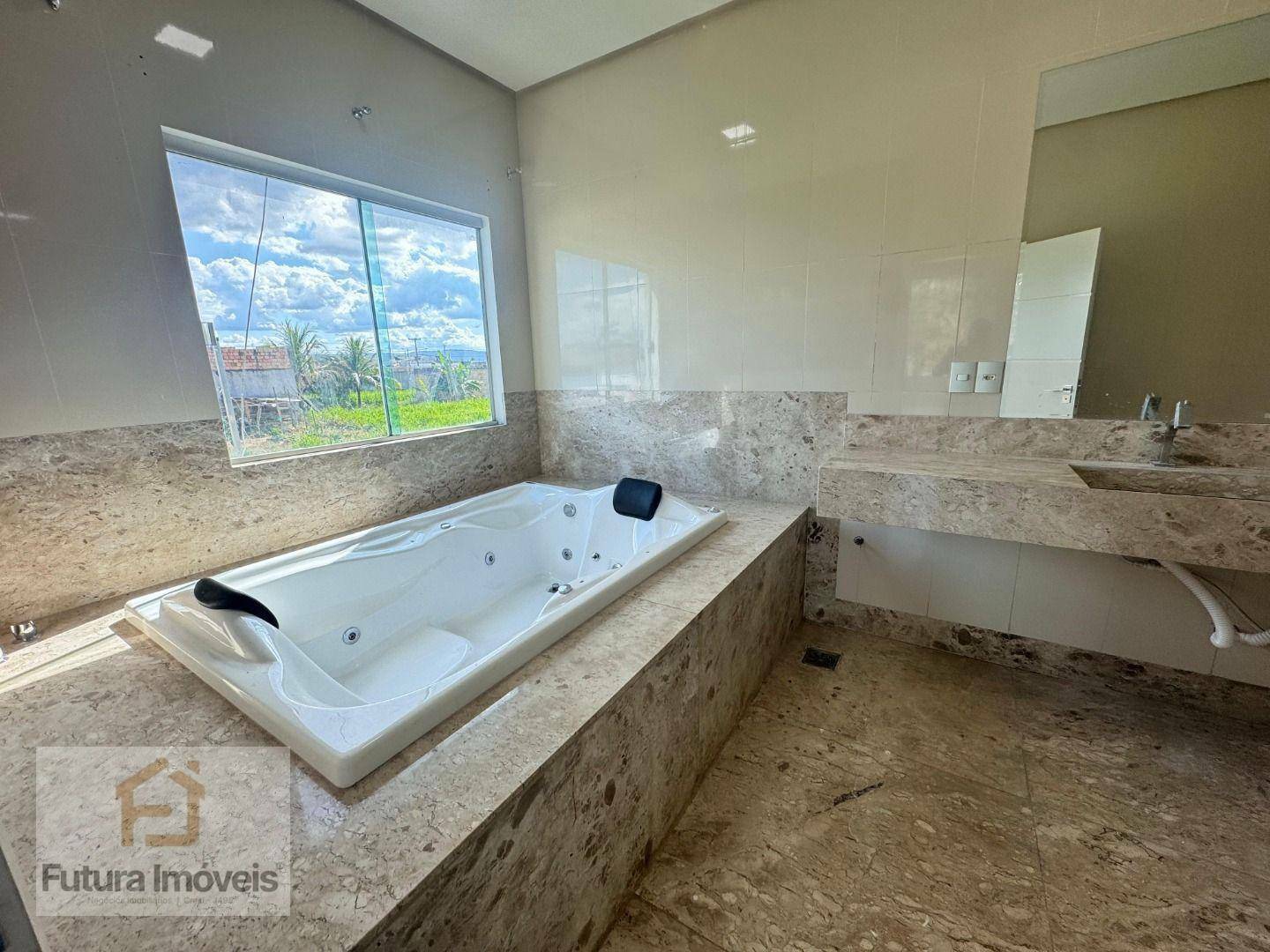 Casa à venda com 3 quartos, 332m² - Foto 16