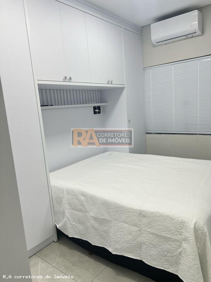 Casa à venda com 3 quartos, 126m² - Foto 18