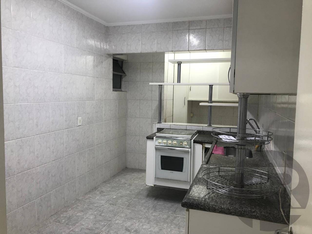 Apartamento à venda com 2 quartos, 66m² - Foto 5