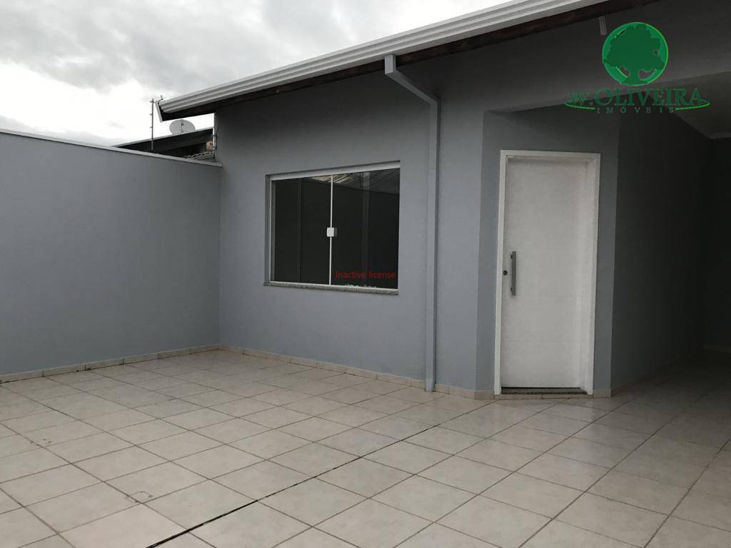 Casa à venda com 3 quartos, 144m² - Foto 2