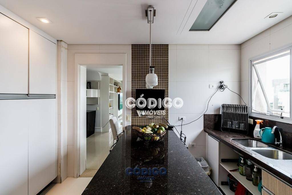 Apartamento à venda com 4 quartos, 170m² - Foto 15