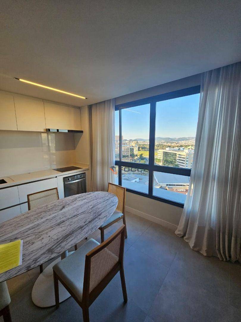 Apartamento à venda com 3 quartos, 102m² - Foto 1