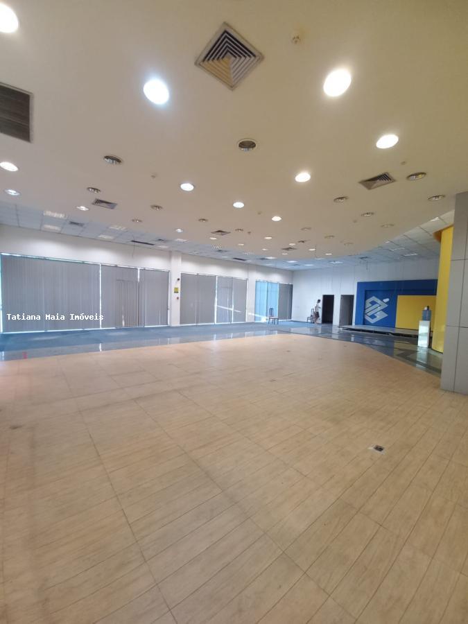 Prédio Inteiro para alugar, 1200m² - Foto 9