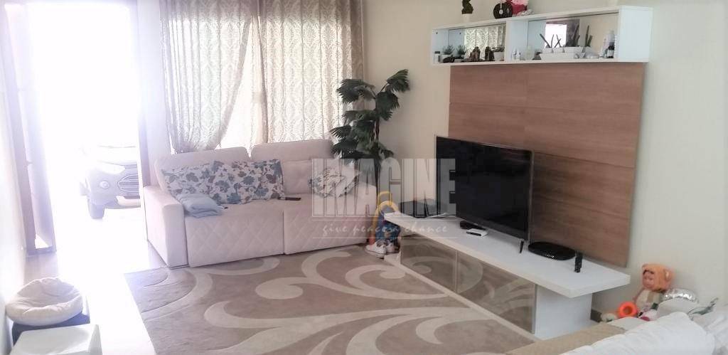 Sobrado à venda com 3 quartos, 180m² - Foto 2