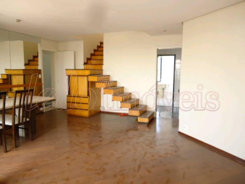 Apartamento para alugar com 3 quartos, 200m² - Foto 1