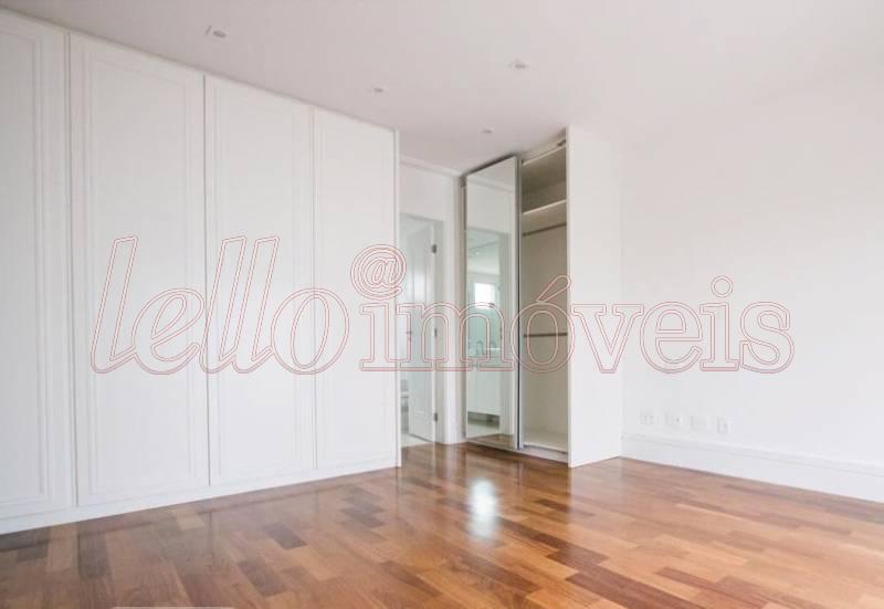 Apartamento para alugar com 3 quartos, 214m² - Foto 18