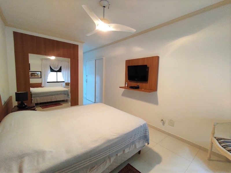 Apartamento à venda com 4 quartos, 250m² - Foto 25