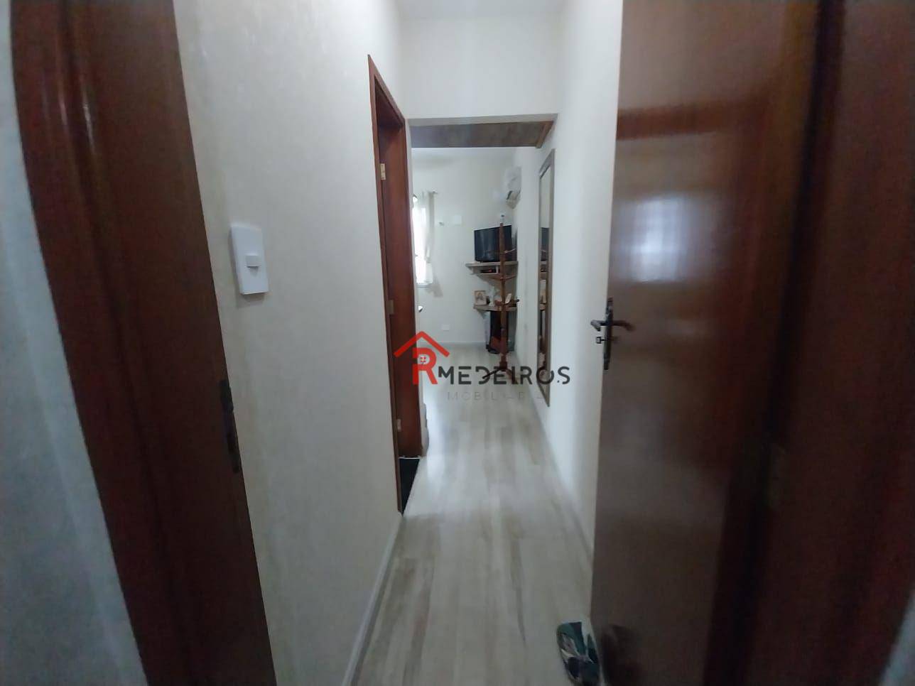 Apartamento à venda com 3 quartos, 137m² - Foto 6