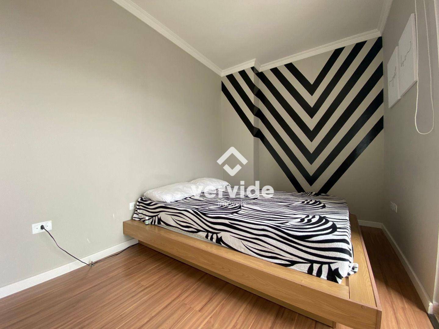 Apartamento à venda com 2 quartos, 48m² - Foto 18