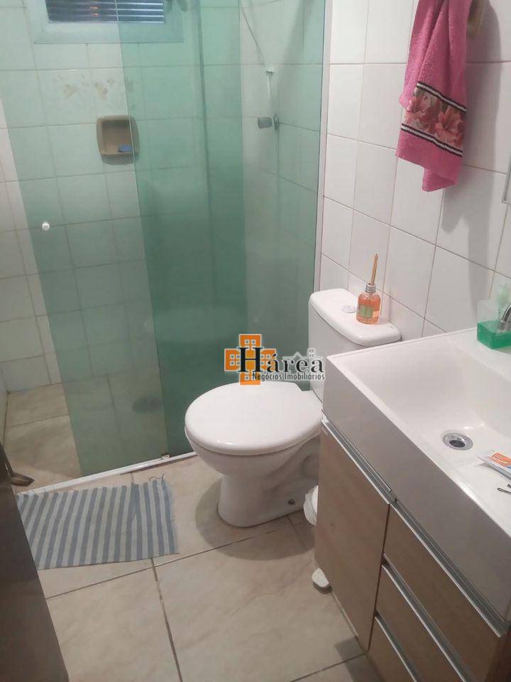 Apartamento à venda com 2 quartos, 70m² - Foto 11