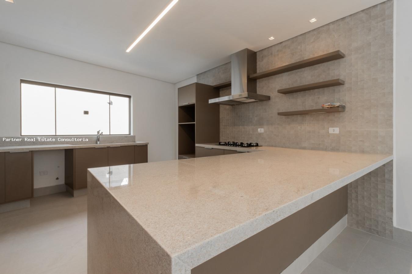 Casa à venda com 5 quartos, 650m² - Foto 18