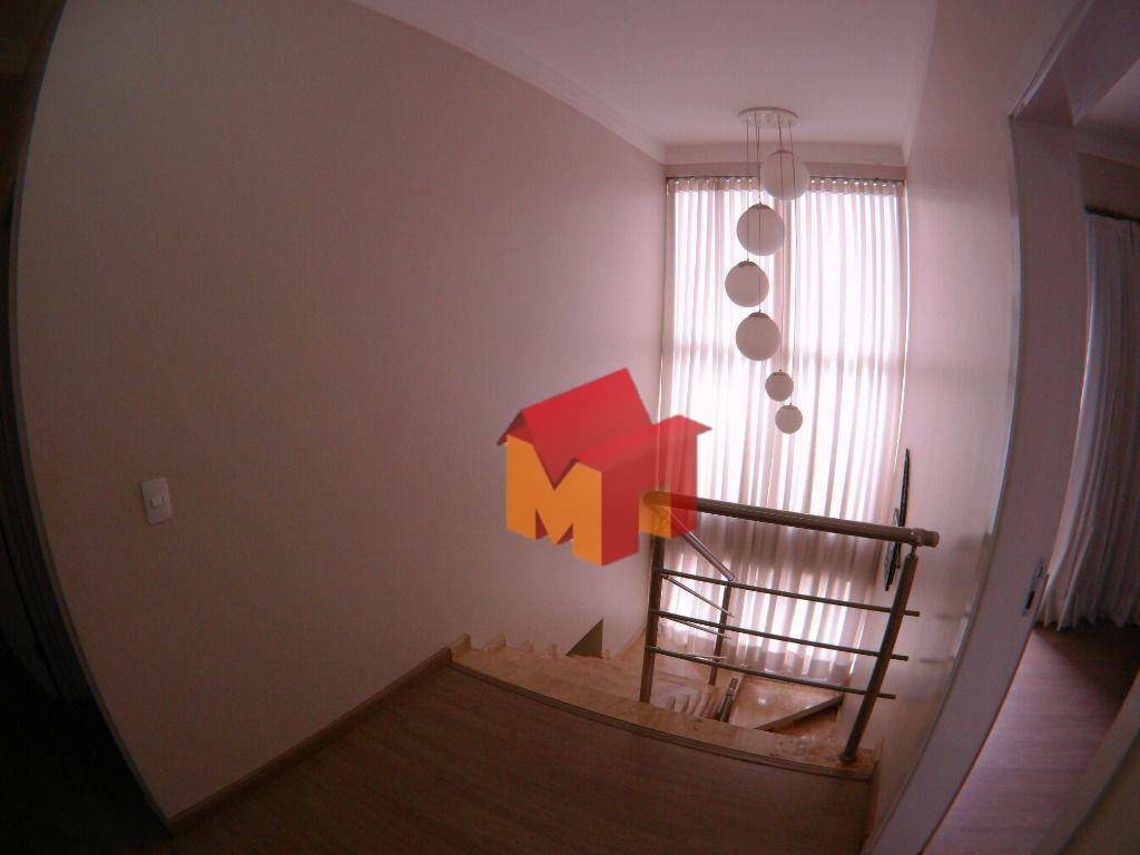 Casa à venda com 3 quartos, 250m² - Foto 13