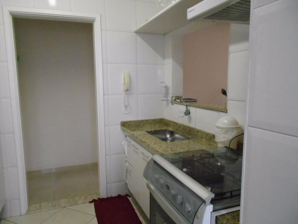 Apartamento à venda com 2 quartos, 65m² - Foto 14