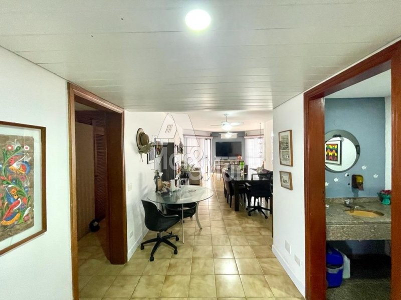 Apartamento à venda com 3 quartos, 159m² - Foto 11