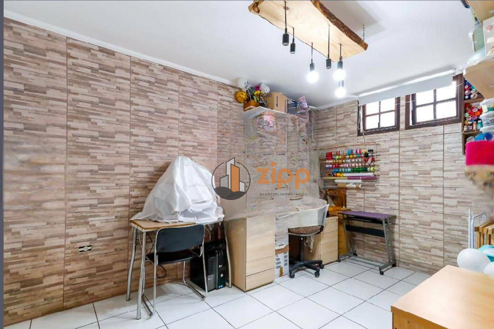 Sobrado à venda com 4 quartos, 320m² - Foto 3