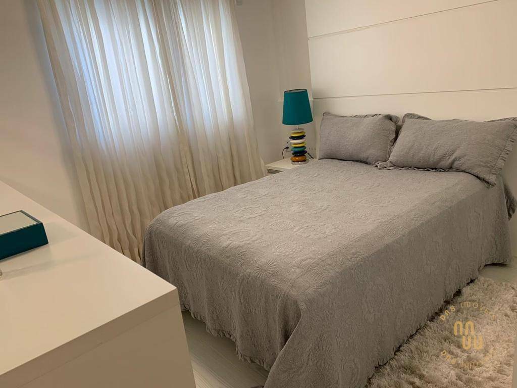 Apartamento à venda com 3 quartos, 130m² - Foto 11