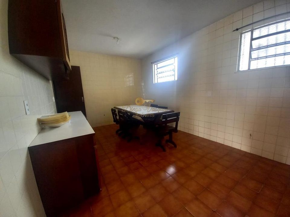 Casa à venda com 2 quartos, 1200m² - Foto 24