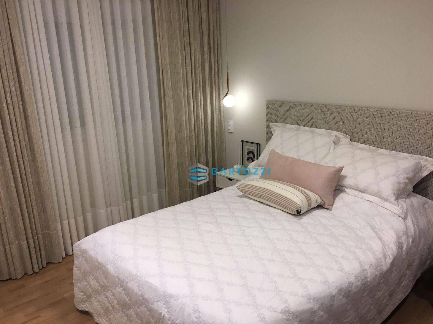 Apartamento à venda com 2 quartos, 65m² - Foto 13