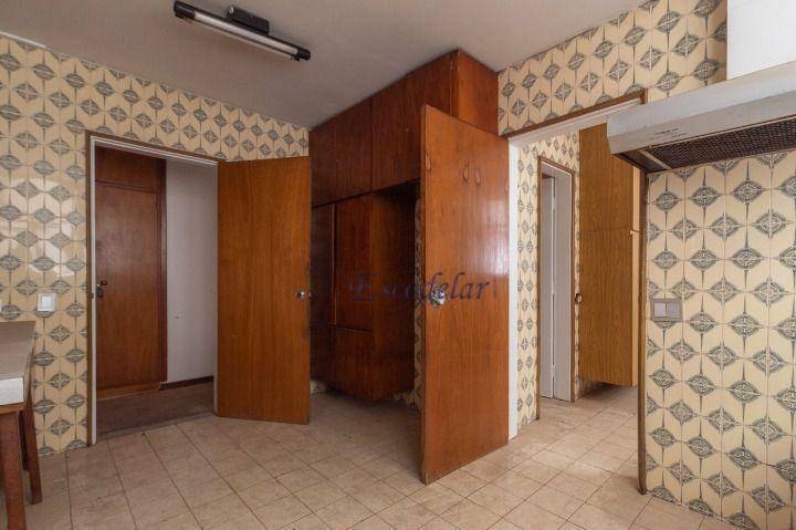 Apartamento à venda com 3 quartos, 246m² - Foto 20