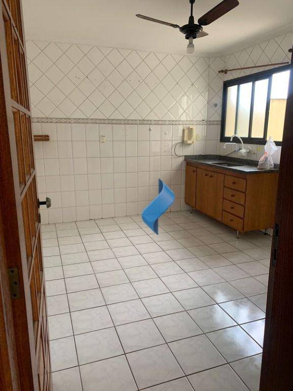 Apartamento à venda com 2 quartos, 79m² - Foto 8