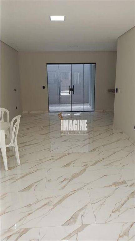 Sobrado, 3 quartos, 190 m² - Foto 1