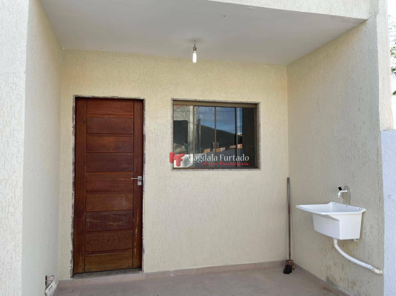 Casa à venda com 2 quartos, 98m² - Foto 3