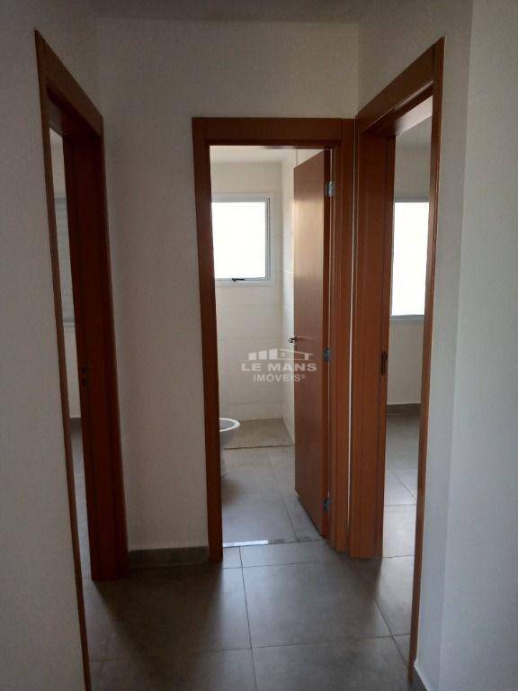 Apartamento para alugar com 2 quartos, 45m² - Foto 4