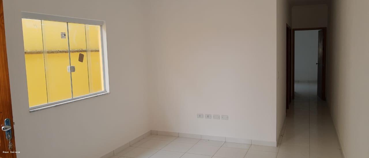 Casa à venda com 2 quartos, 55m² - Foto 4