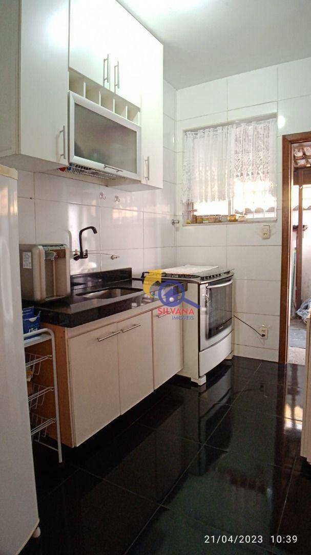 Apartamento à venda com 3 quartos, 75m² - Foto 17