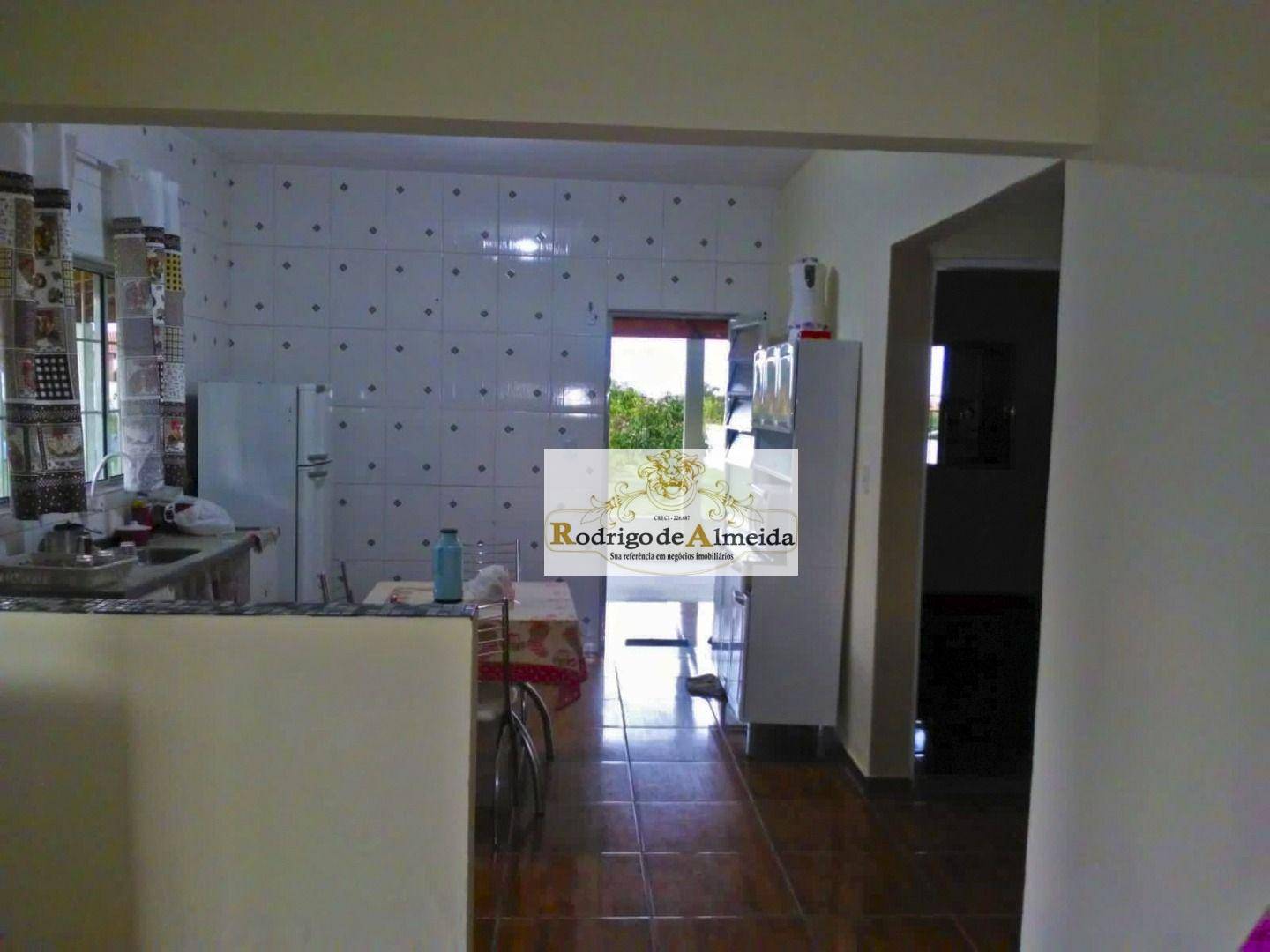 Chácara à venda com 2 quartos, 220m² - Foto 9