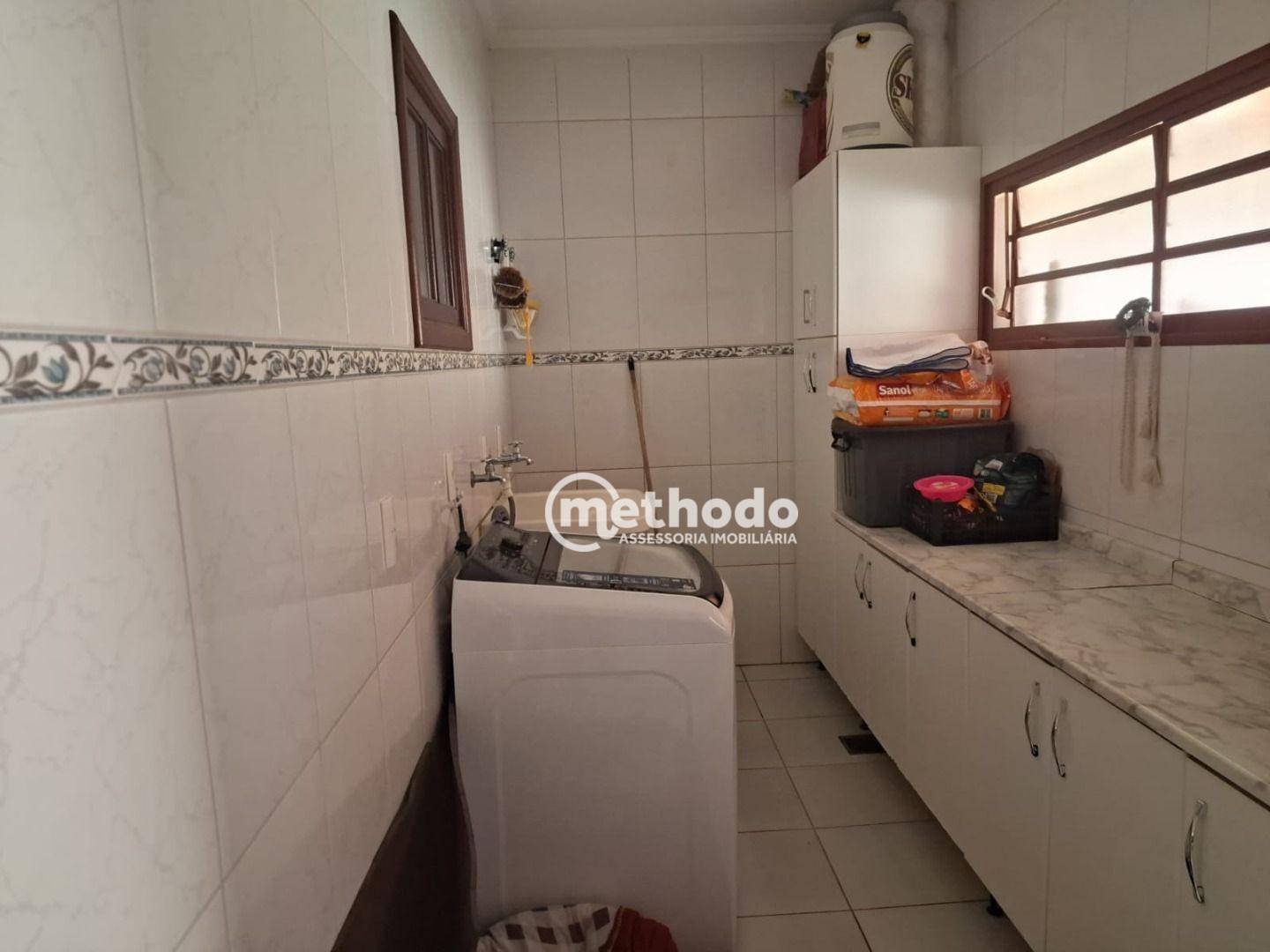 Casa à venda com 4 quartos, 330m² - Foto 22