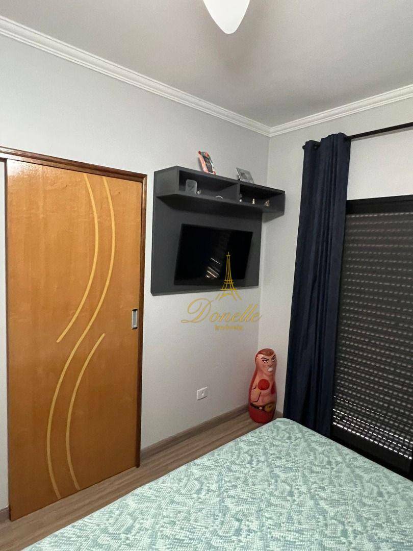 Sobrado à venda com 3 quartos, 220m² - Foto 32