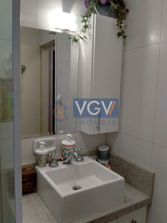 Apartamento à venda com 3 quartos, 76m² - Foto 15