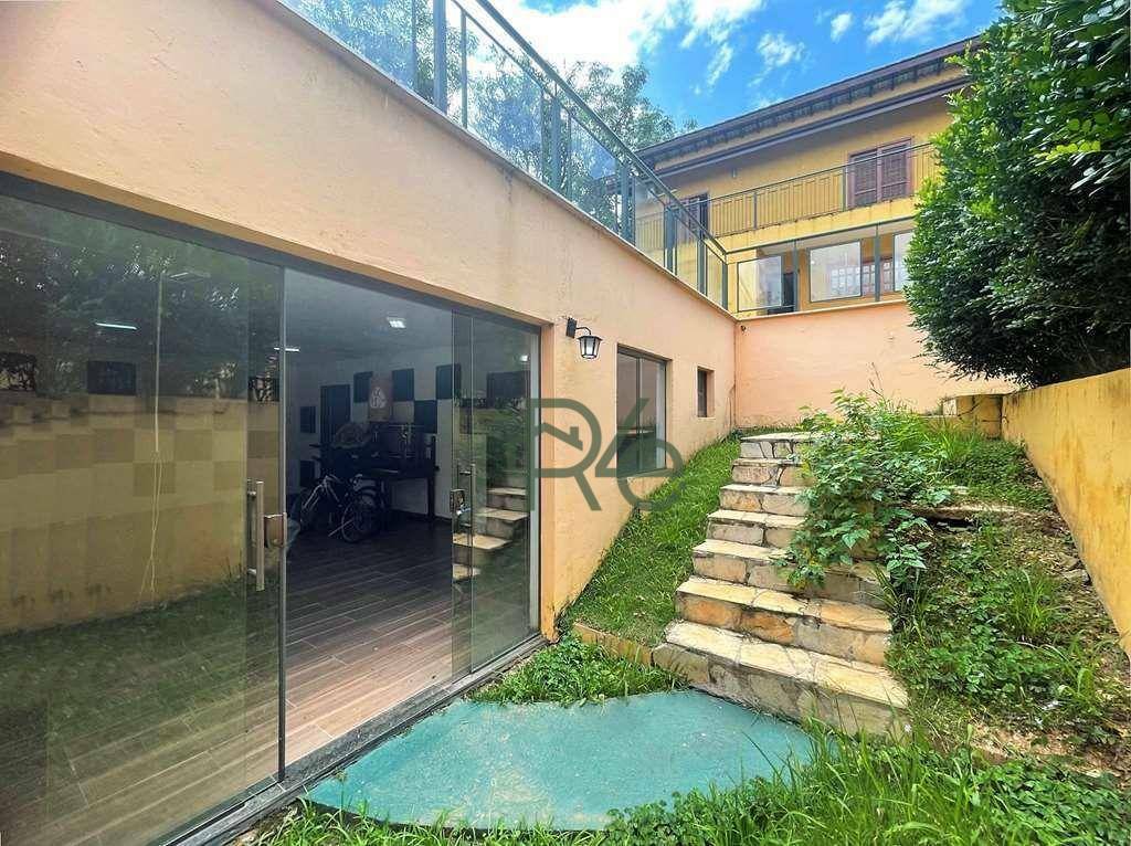 Casa de Condomínio à venda com 4 quartos, 443m² - Foto 40