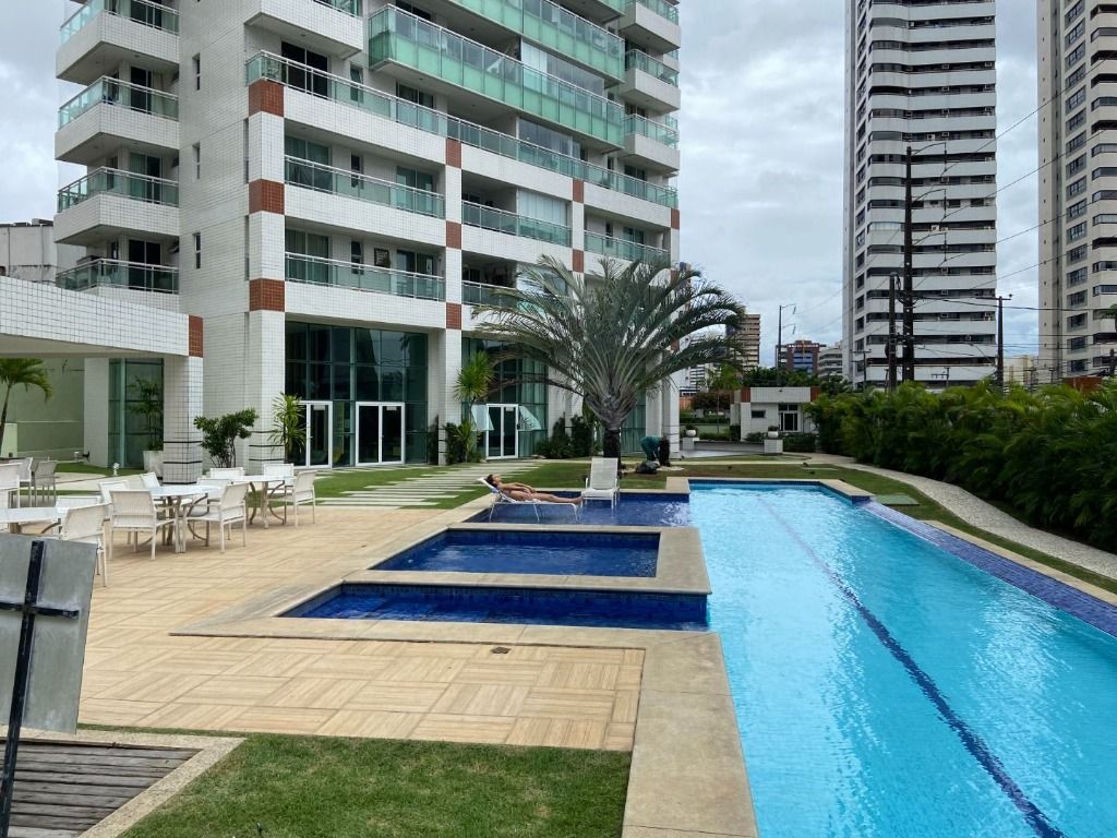 Apartamento à venda com 3 quartos, 118m² - Foto 1