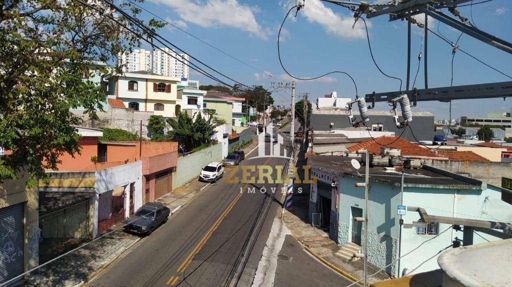 Sobrado à venda com 2 quartos, 192m² - Foto 4