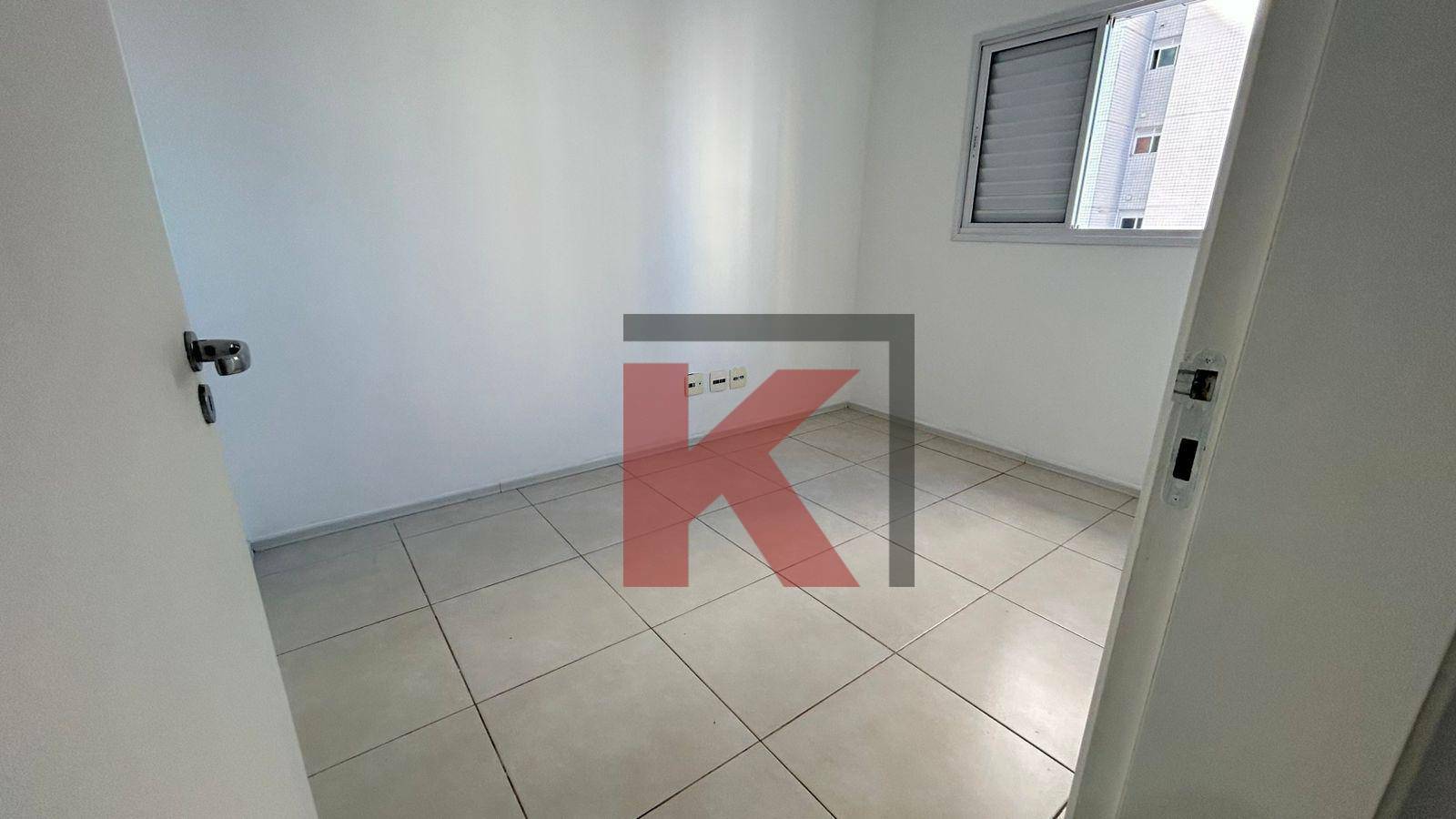 Apartamento para alugar com 3 quartos, 92m² - Foto 10