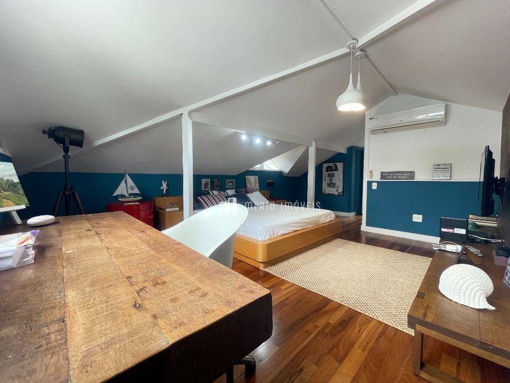 Casa de Condomínio à venda com 3 quartos, 211m² - Foto 2